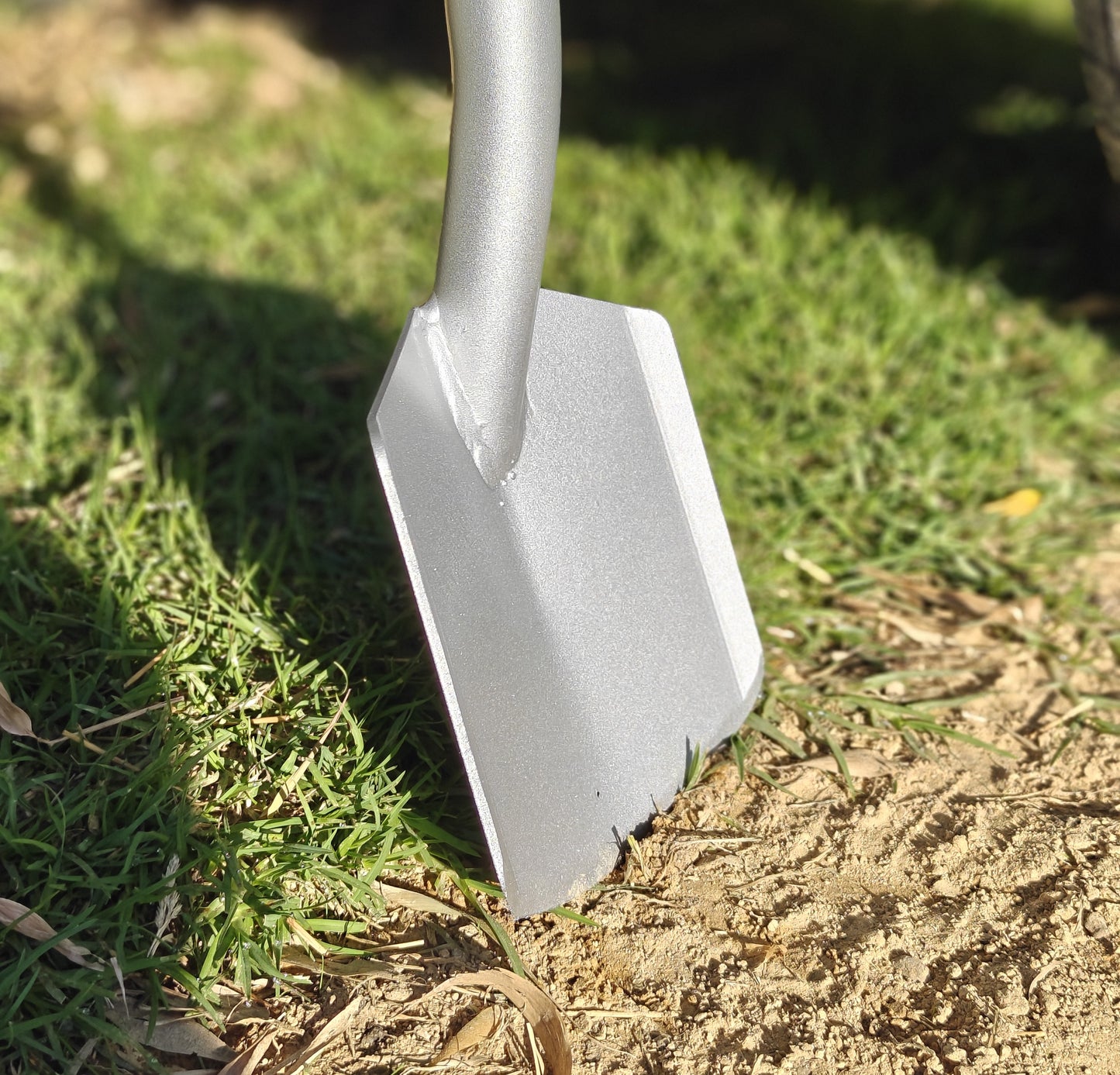1300mm standard fencing spade