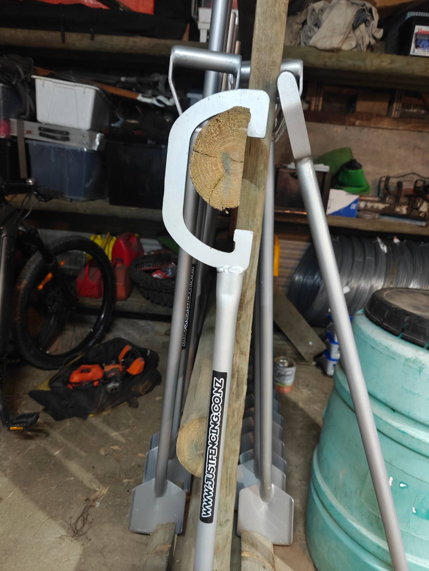 Half round hook