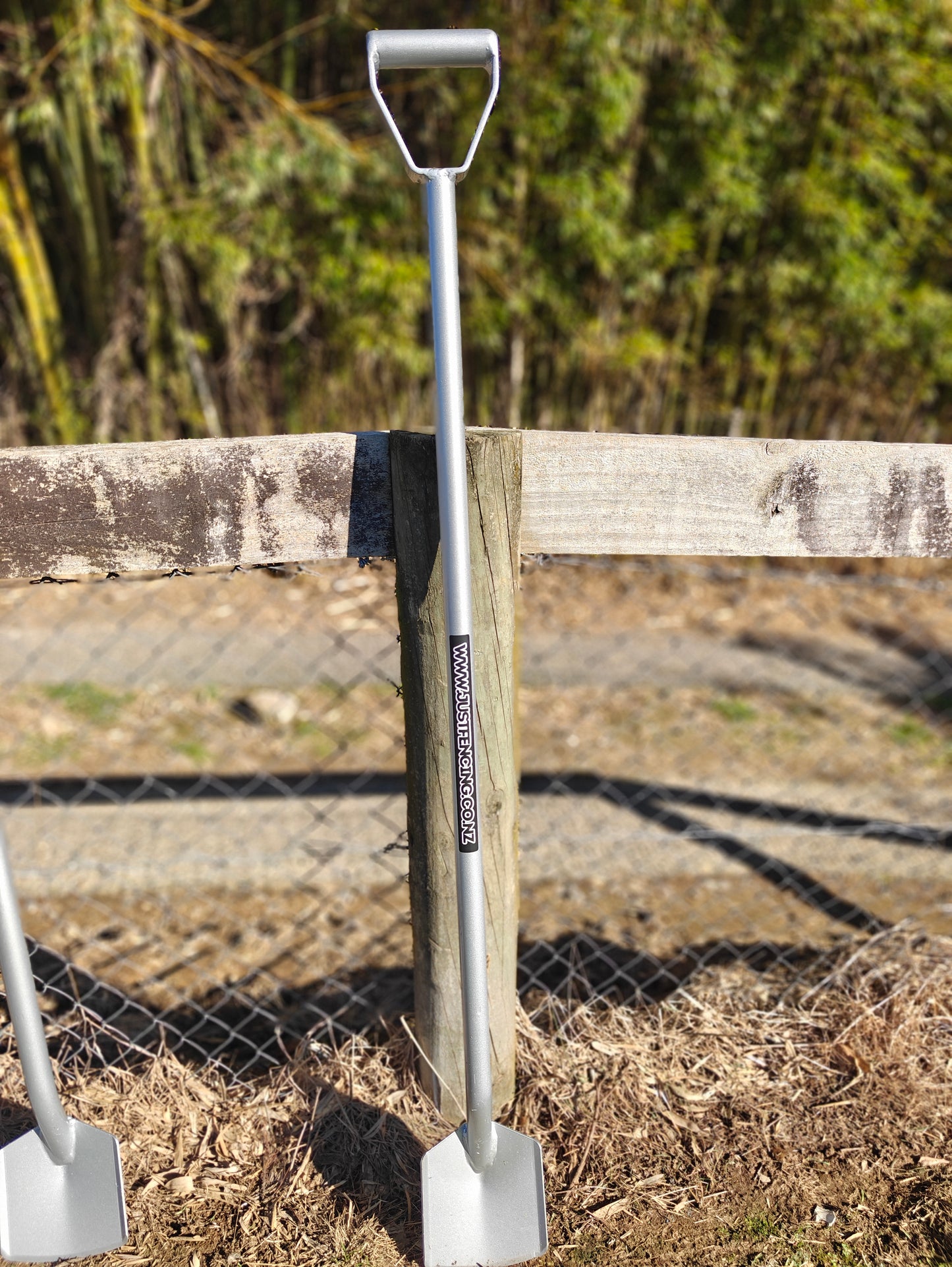 1500mm D Handle Fencing Spade