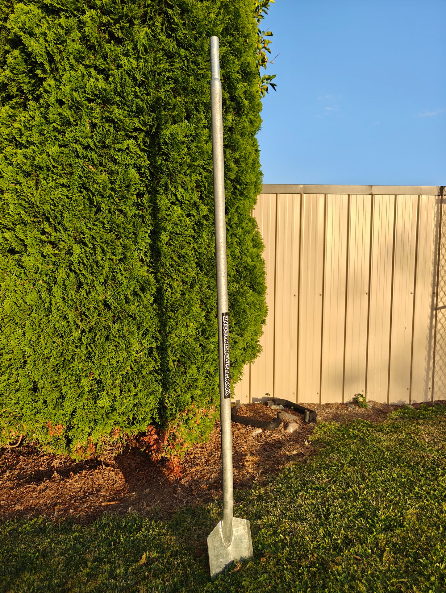 1440mm Fencing Spade