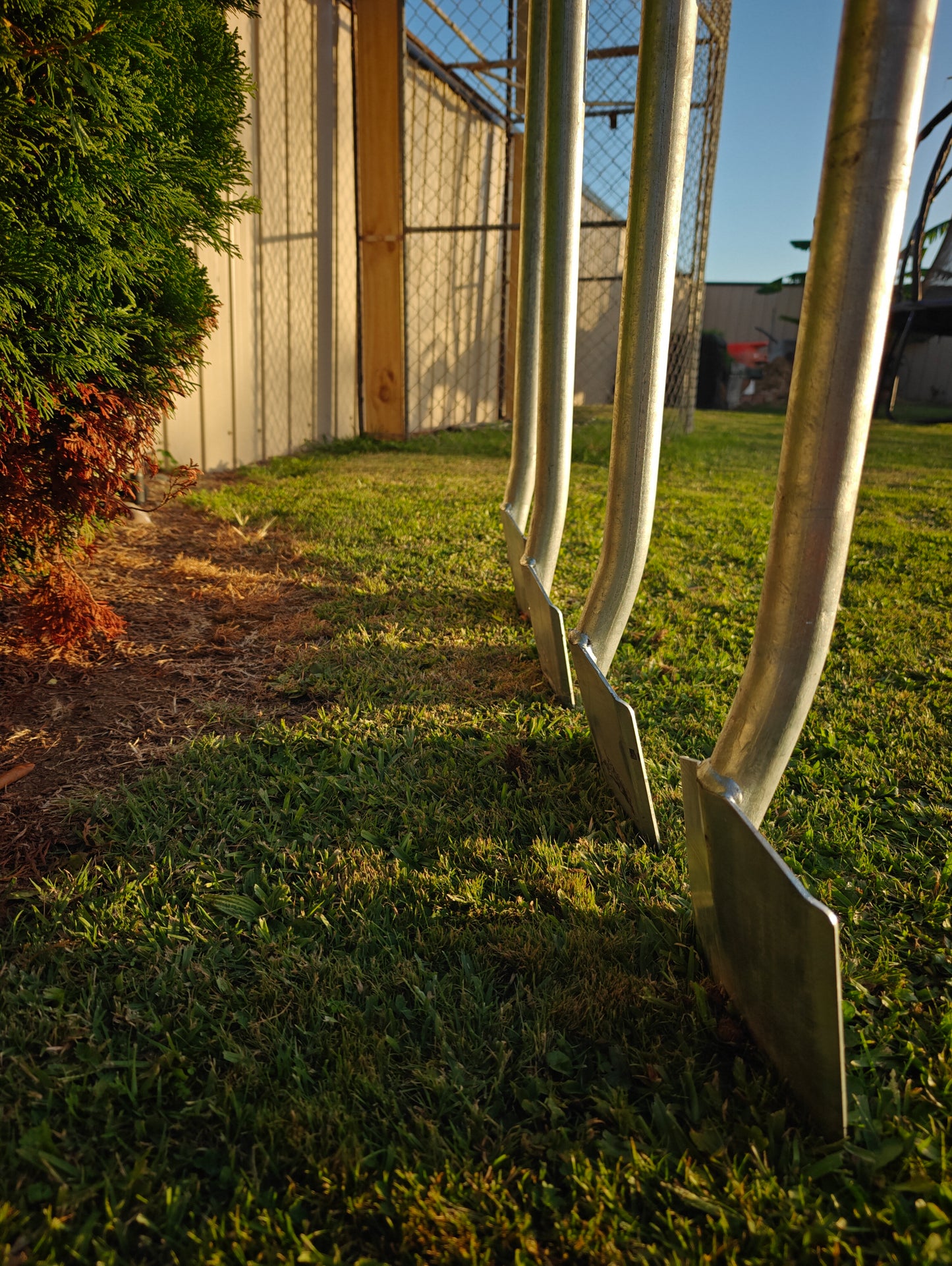 1220mm D Handle Fencing Spade (the 'go to')