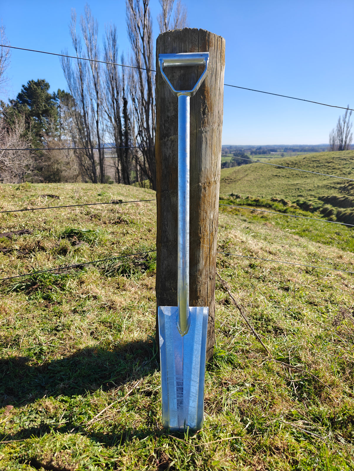Trenching spade
